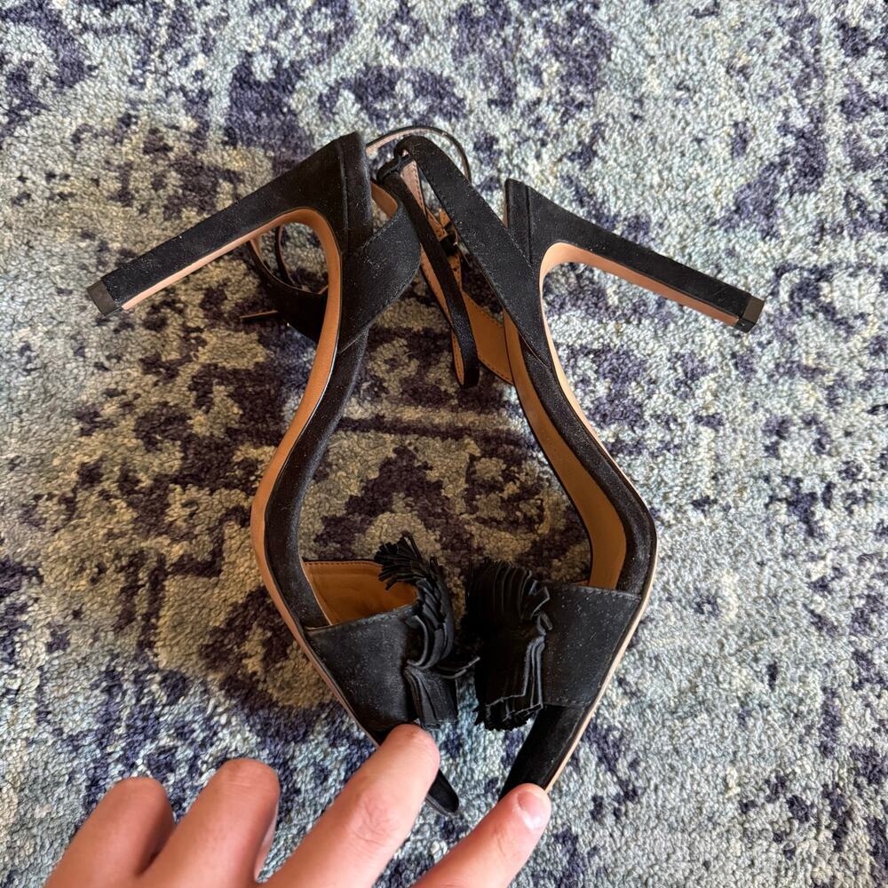 Banana Republic Black Honeysuckle Fringe Open Toe Heels Summer Going Out Preppy - Picture 7 of 11